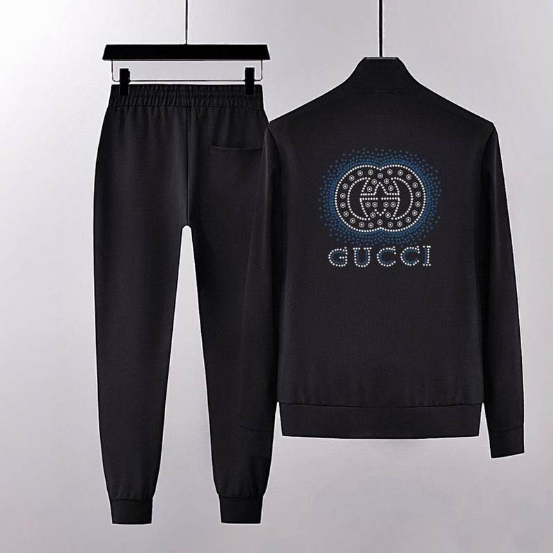 Gucci Men's Suits 117